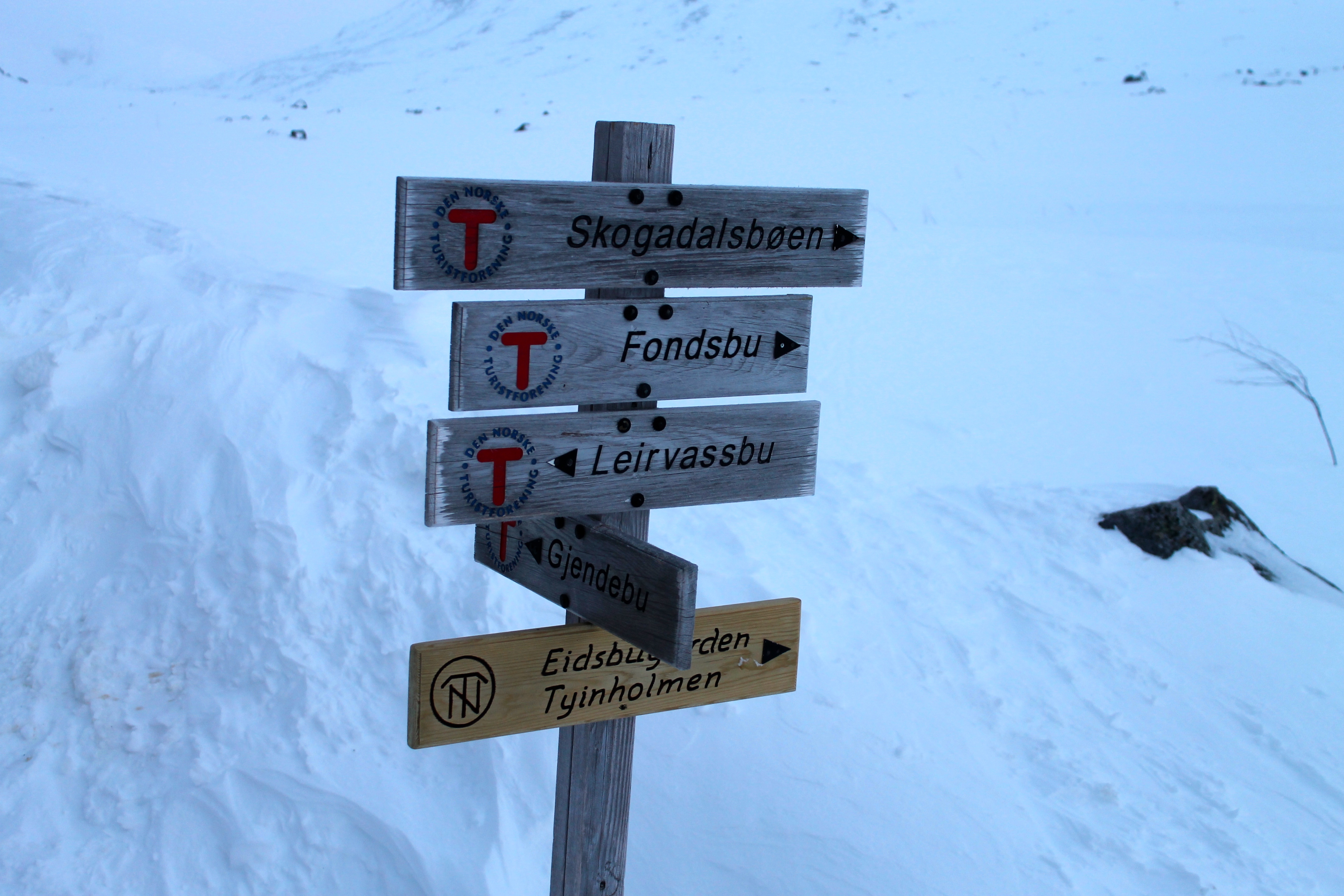 Olavbu ligger sentralt mellom kjente hytter i Jotunheimen.