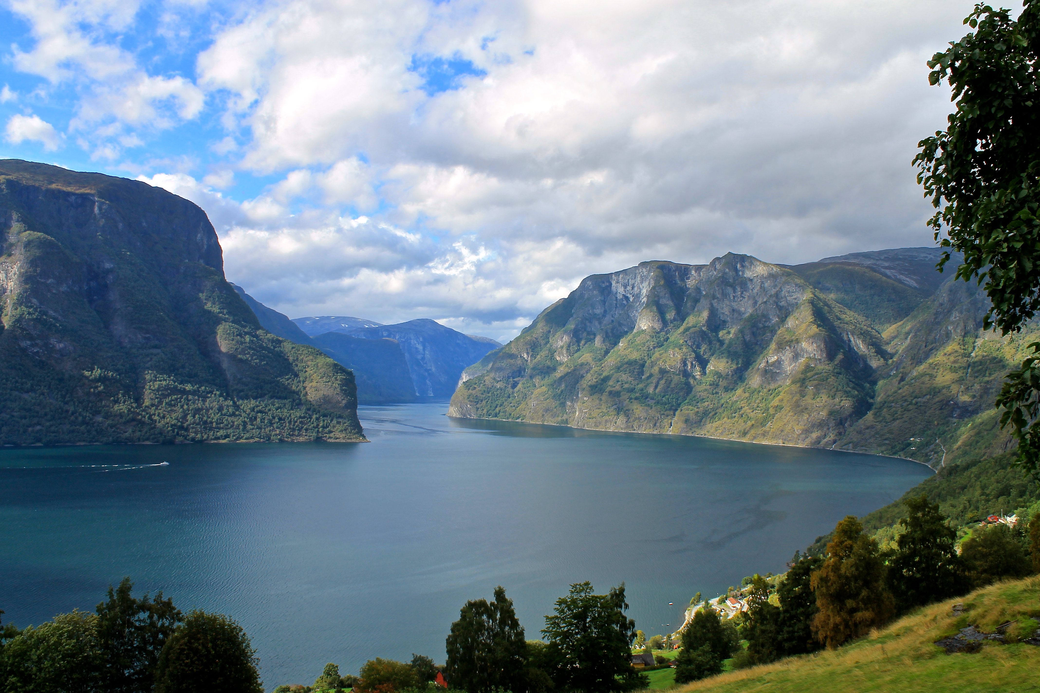 Idylliske Aurlandsfjorden.