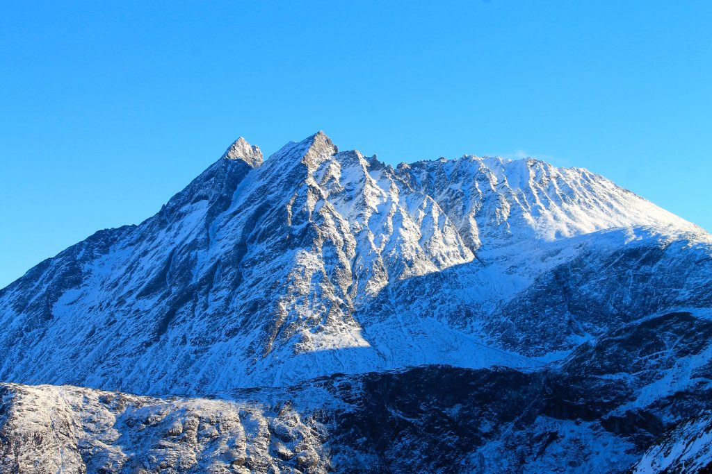 Store Venjetinden i Romsdalen er et yndet ski- og klatrefjell.