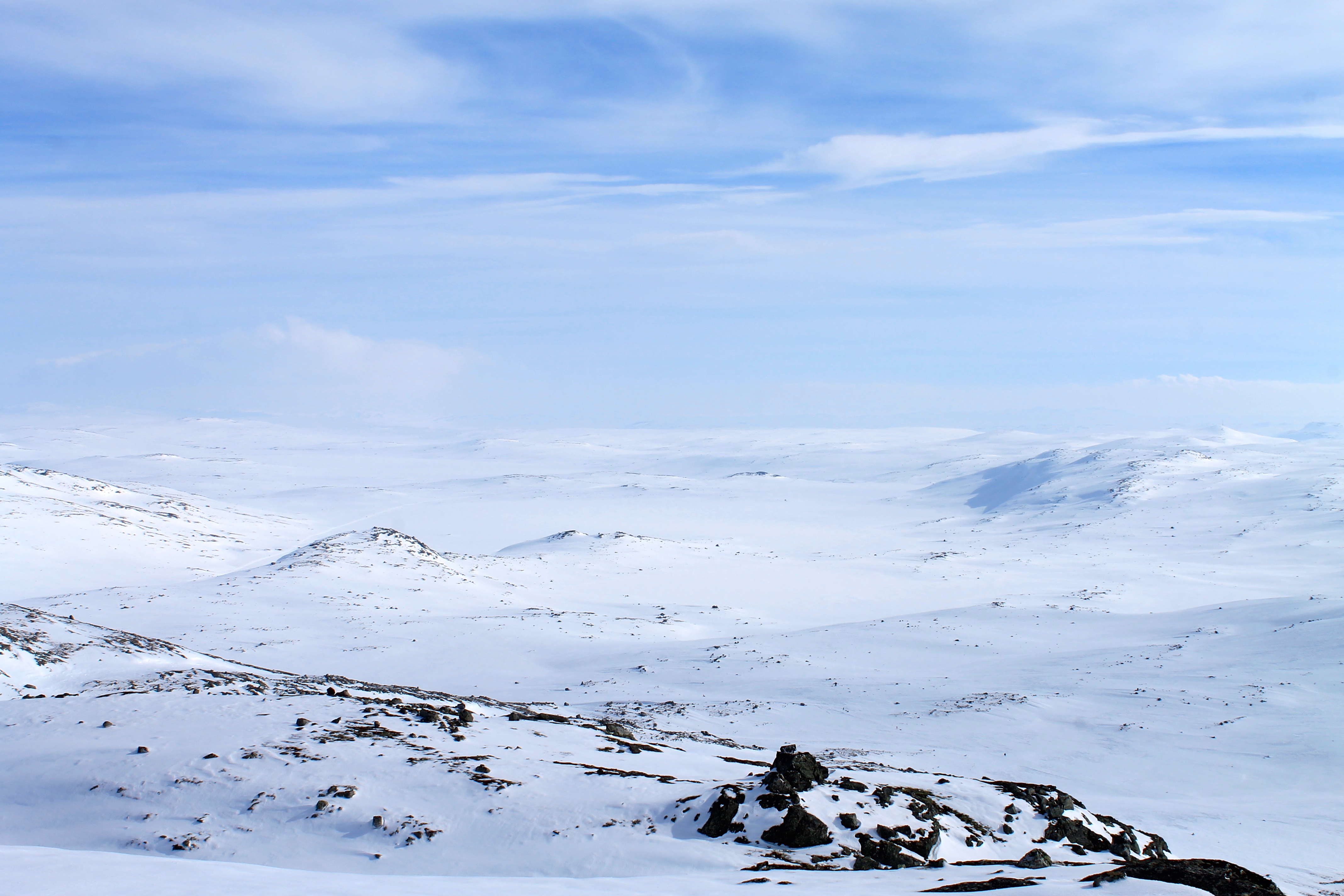 Utsikt mot Drageidfjorden og Krækkja på Hardangervidda fra Finnsberg (1.487 moh)