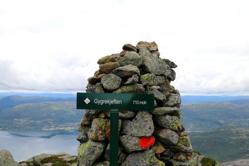 Toppen av Gygrekjeften (710 moh).