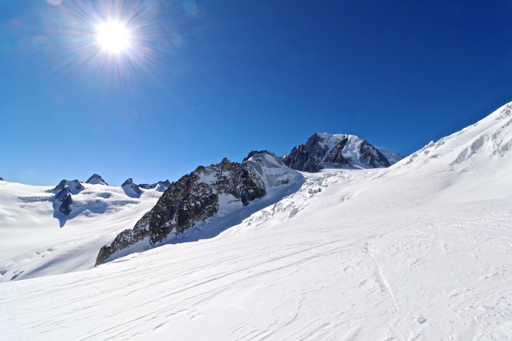 Vallée Blanch og Gros Rognon (3.541 moh) med  Mont Blanc du Tacul (4.248 moh) bak.