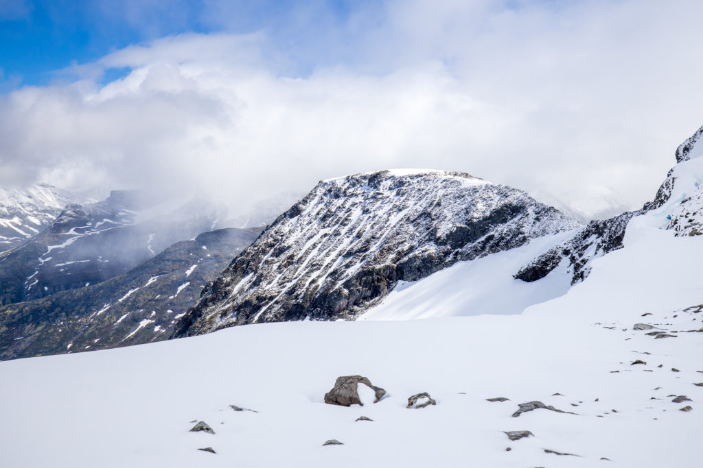 Storbreahøe (2.001 moh).