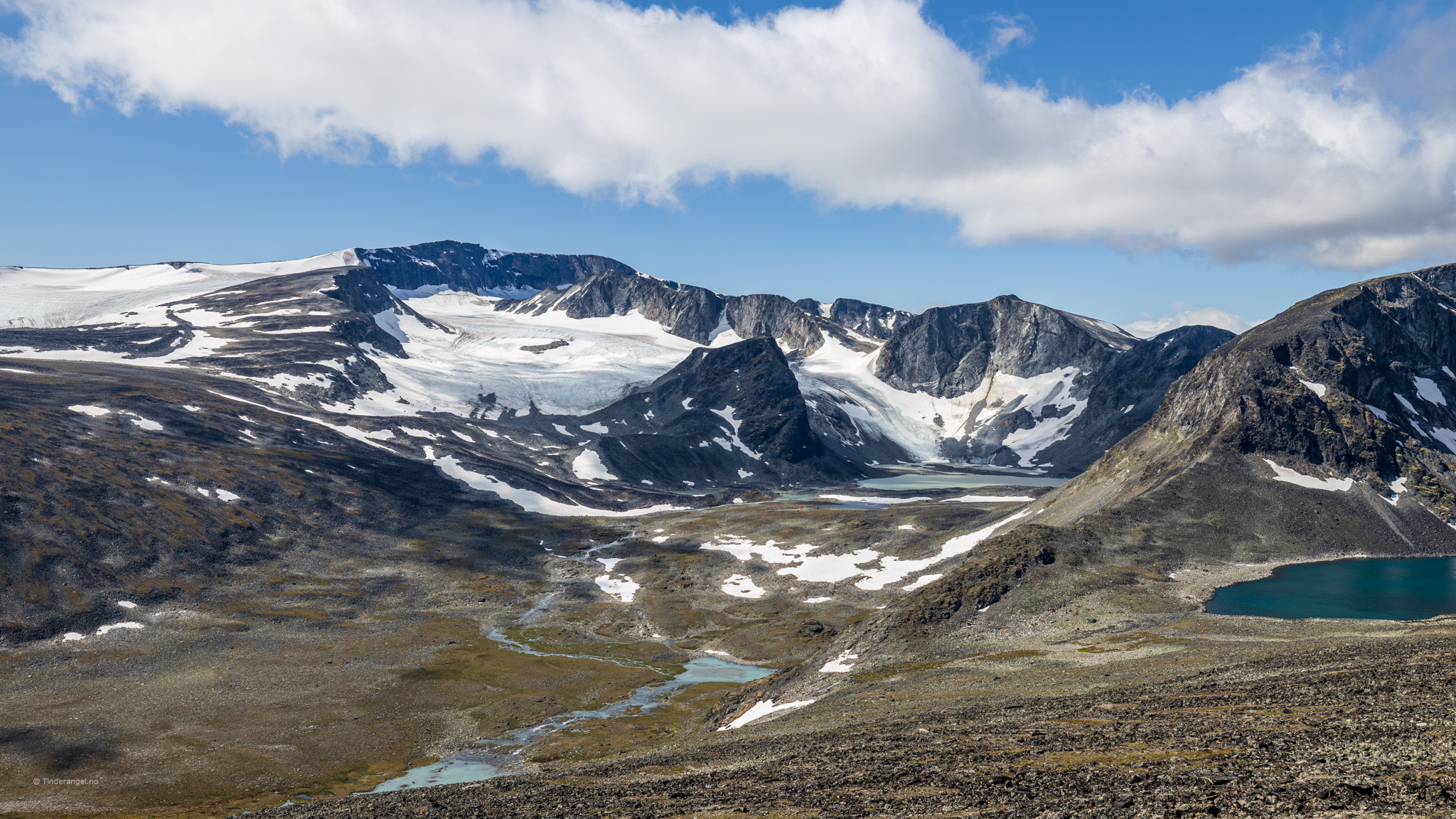 Trollsteinkvelven med Grotbran og Glittertinden.