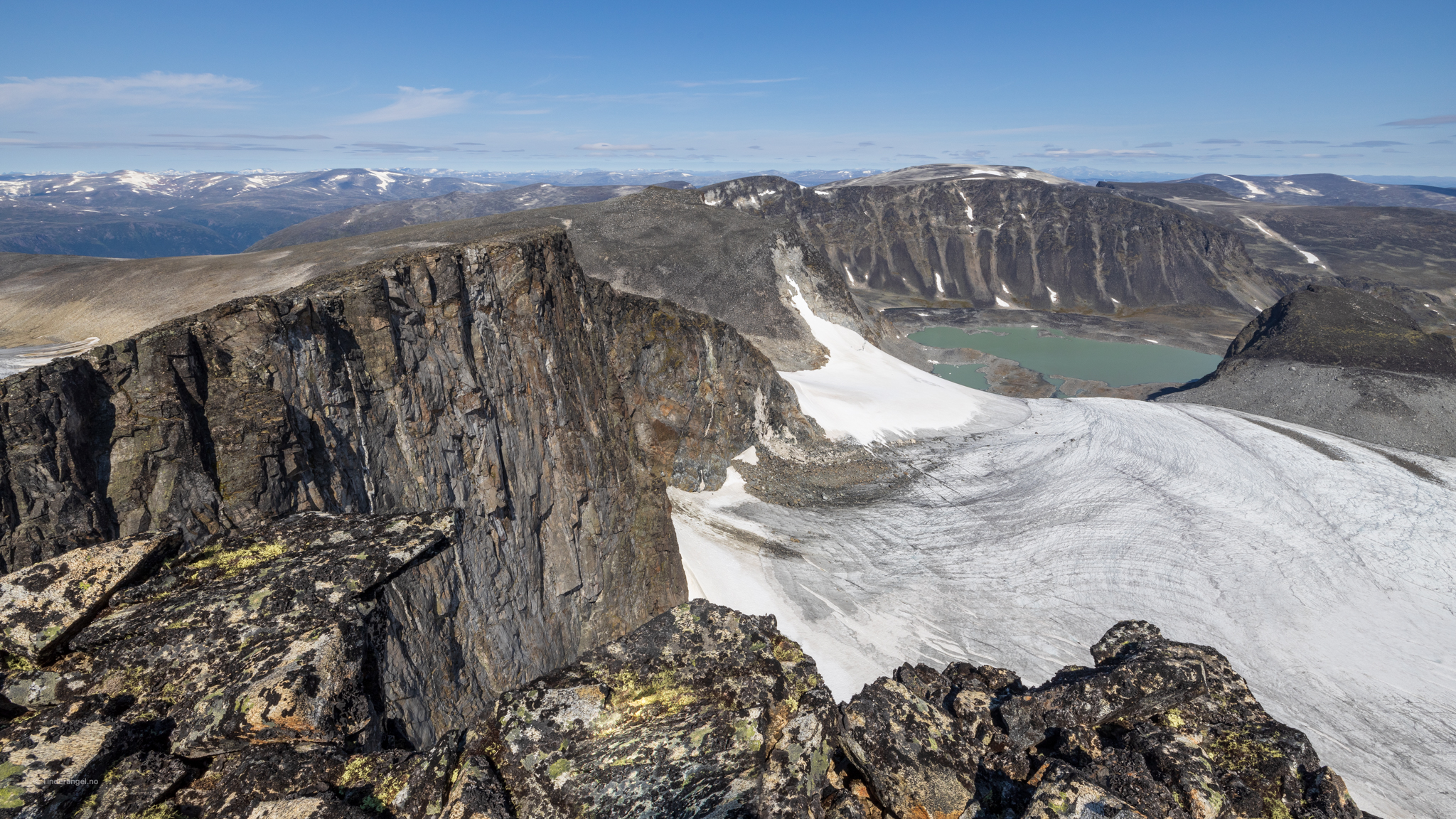 Stupene fra Dronningje på Trollsteineggje.