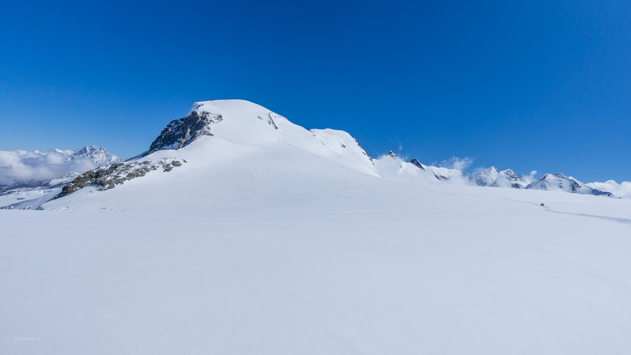 Breithorn (4.134 moh) sett fra Breithornplatået. 