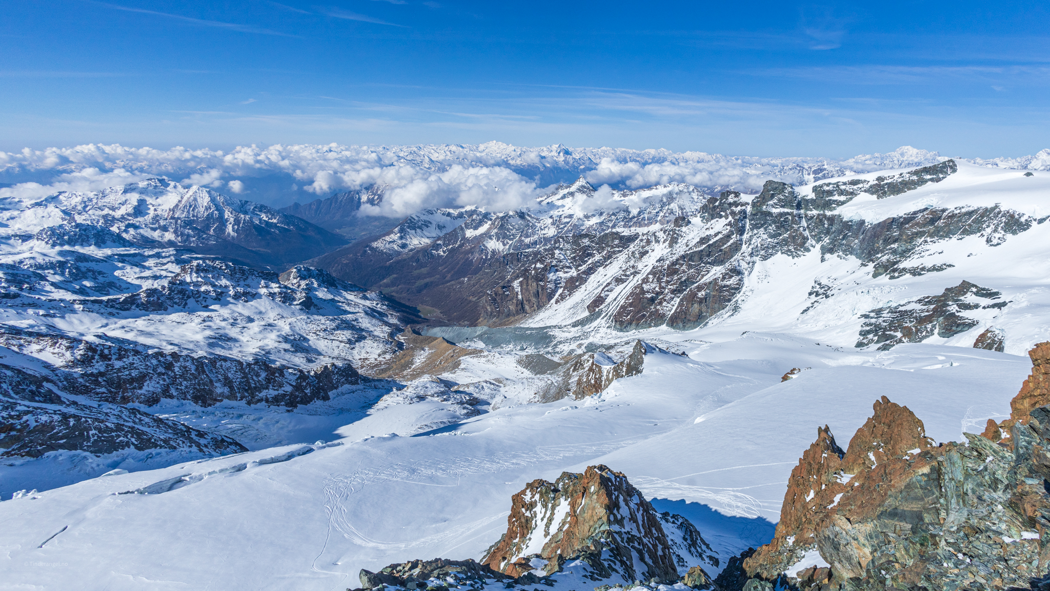 Grand Glacier de Véraz med Val de Vera i bakgrunnen.