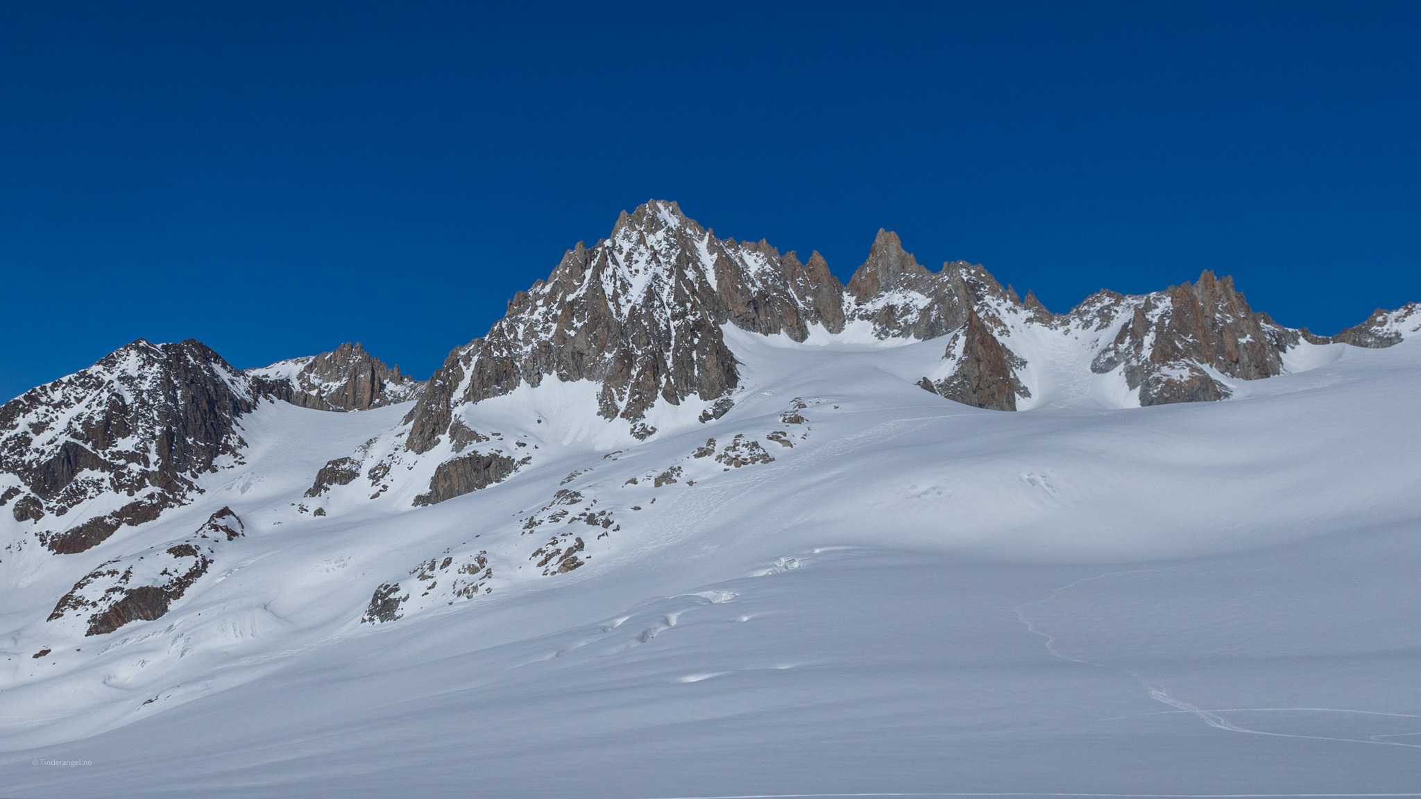 Aiguille du Tour massivet sett fra Glacier du Tour.