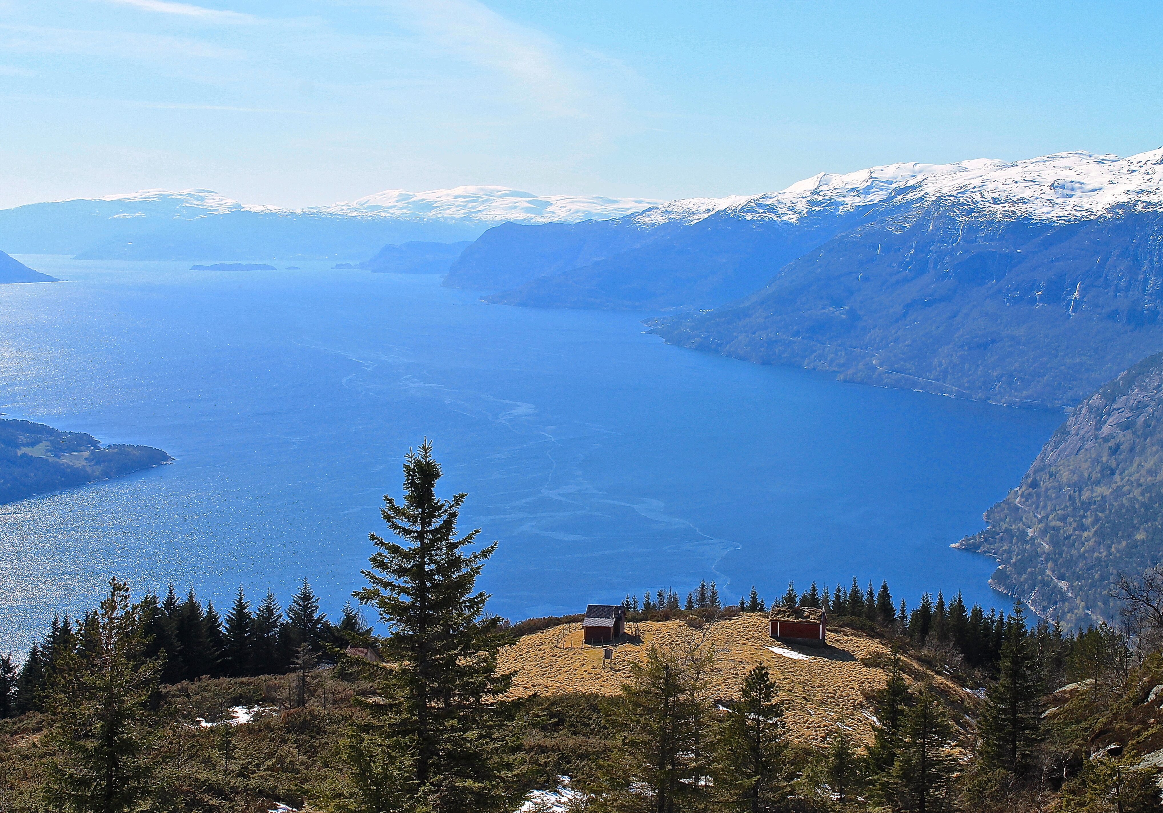 Seteren Vindhovden på Oksen, med fantastisk utsikt over Hardangerfjorden.